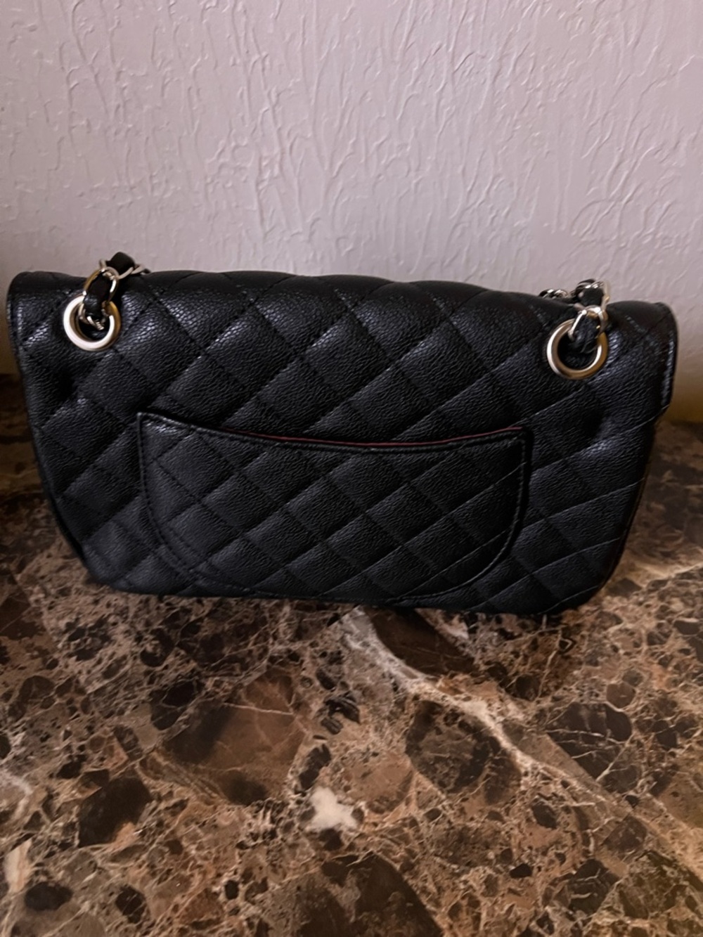 CHANEL Black Quilted Leather Shoulder Bag with Gold Hardware - Picture 4 of 5